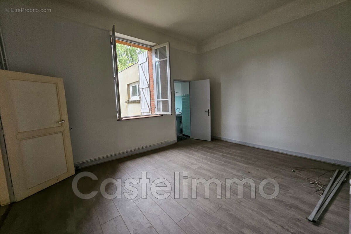 Maison à CASTELSARRASIN
