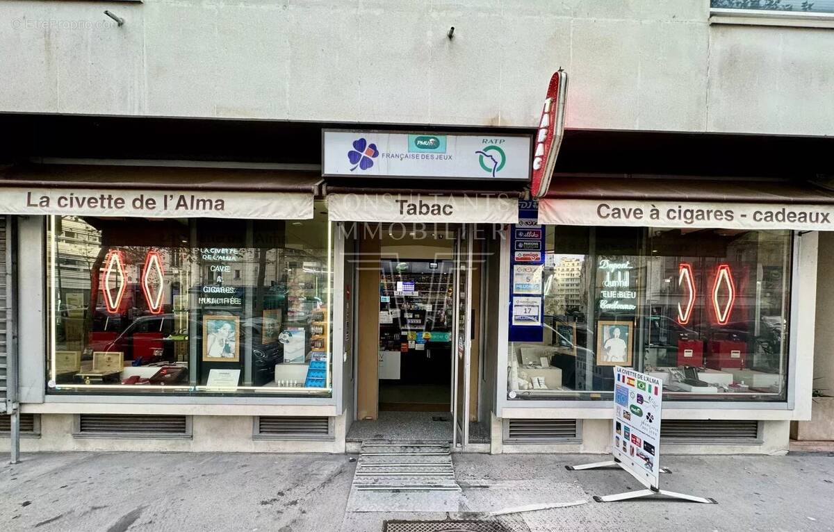 Commerce à PARIS-7E