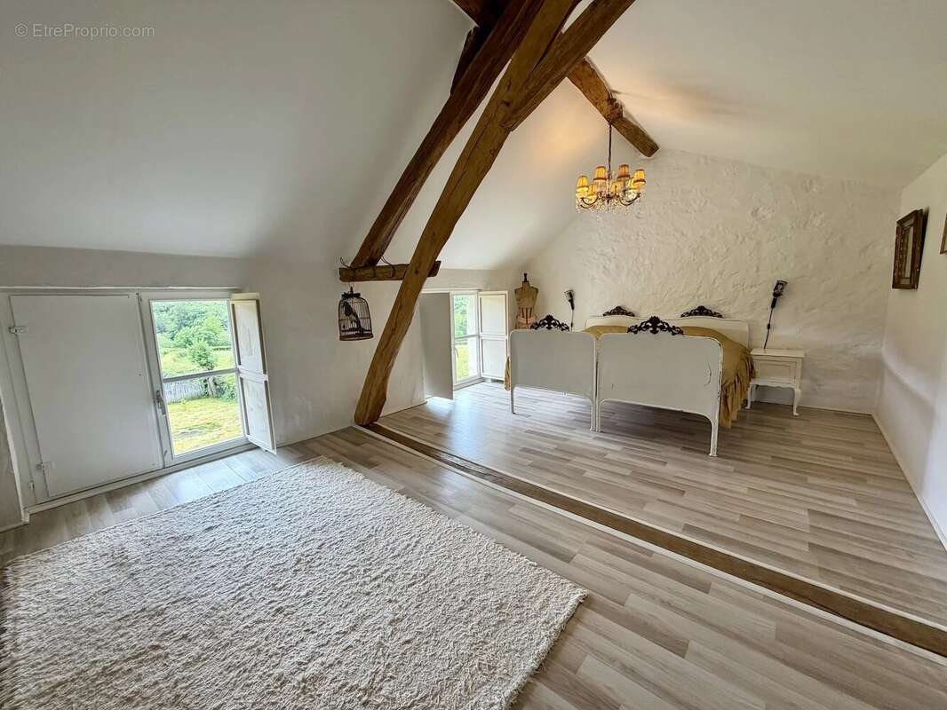 Maison à CHATEAU-CHINON(CAMPAGNE)