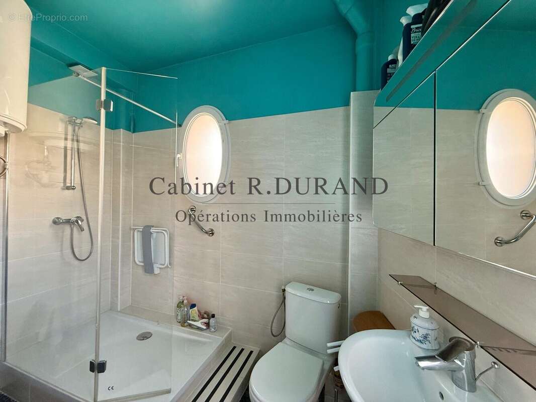 Appartement à LA GARENNE-COLOMBES