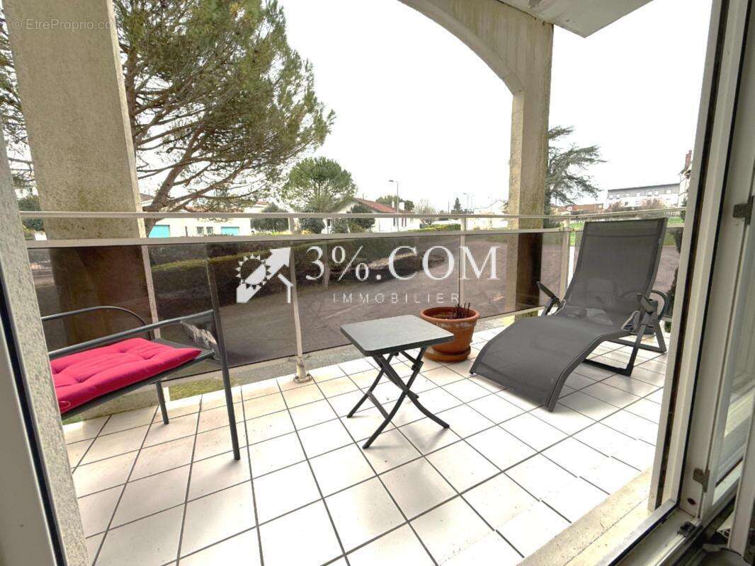 Appartement à SAINTES