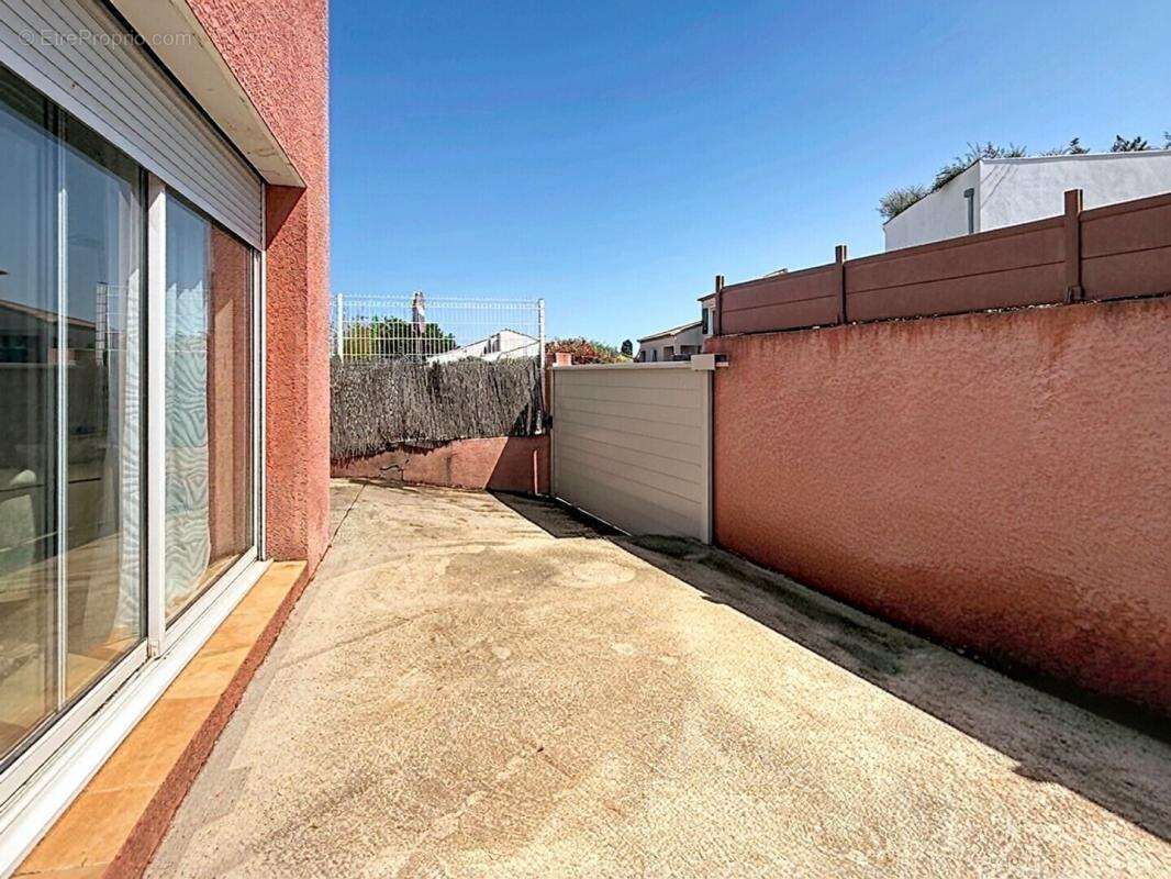 Maison moderne à Mèze 4 pièce(s) 81 m2, terrasse, jardin et garage - photo 4