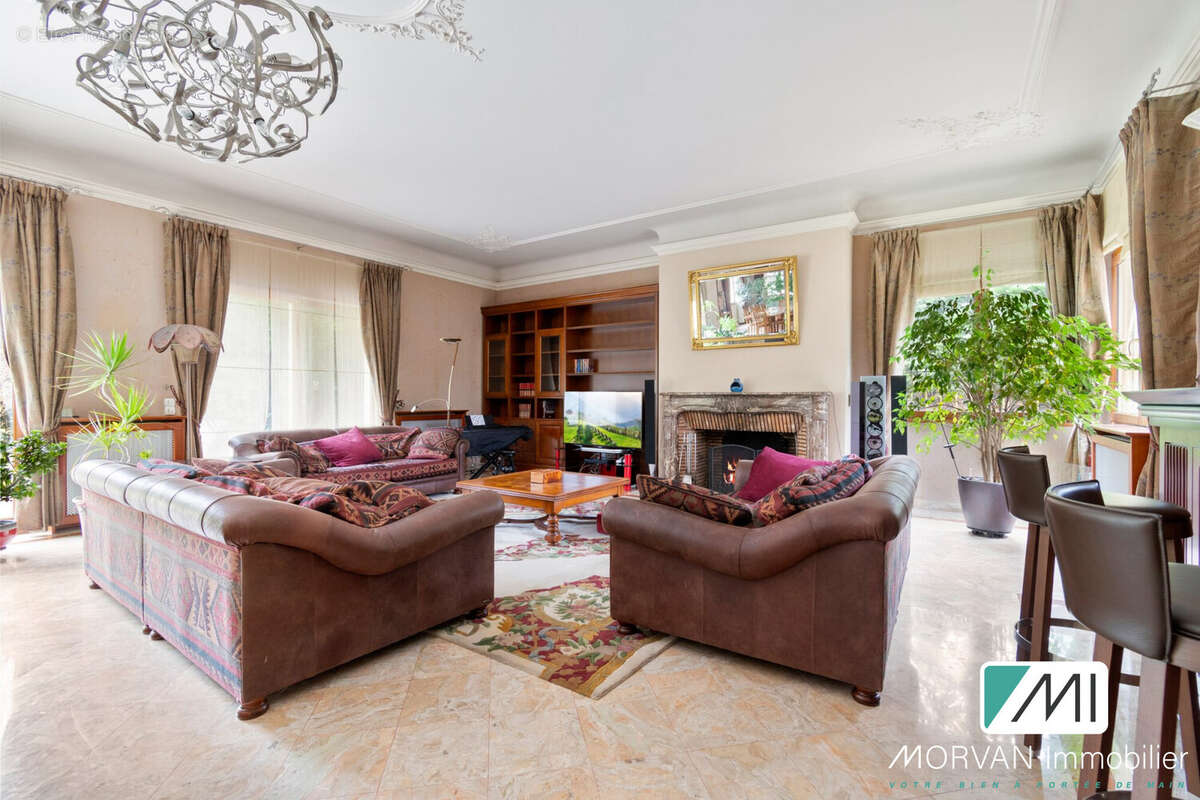 Maison à LOUVECIENNES