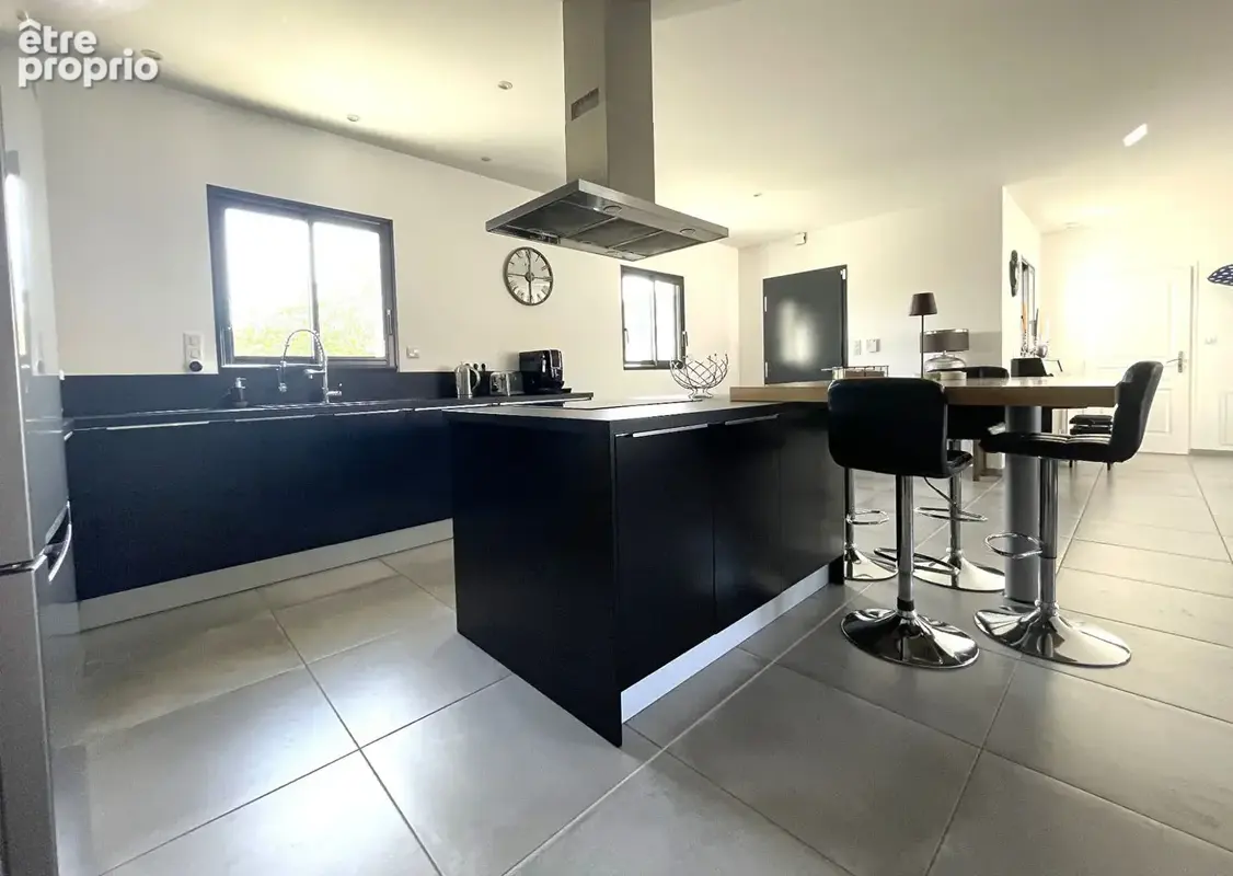 30 MIN de  LA ROCHELLE/ROYAN Maison Saint Agnant 5 pièce(s) 120 m2 - photo 7
