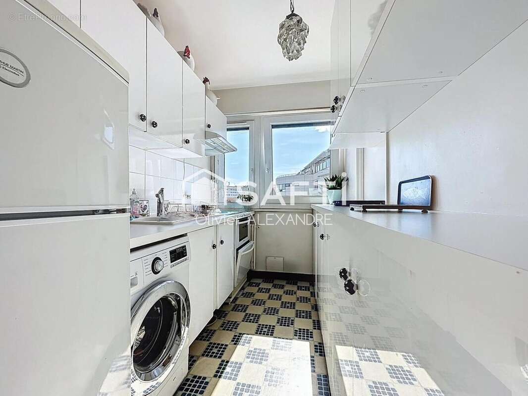 Photo 3 - Appartement à PARIS-16E