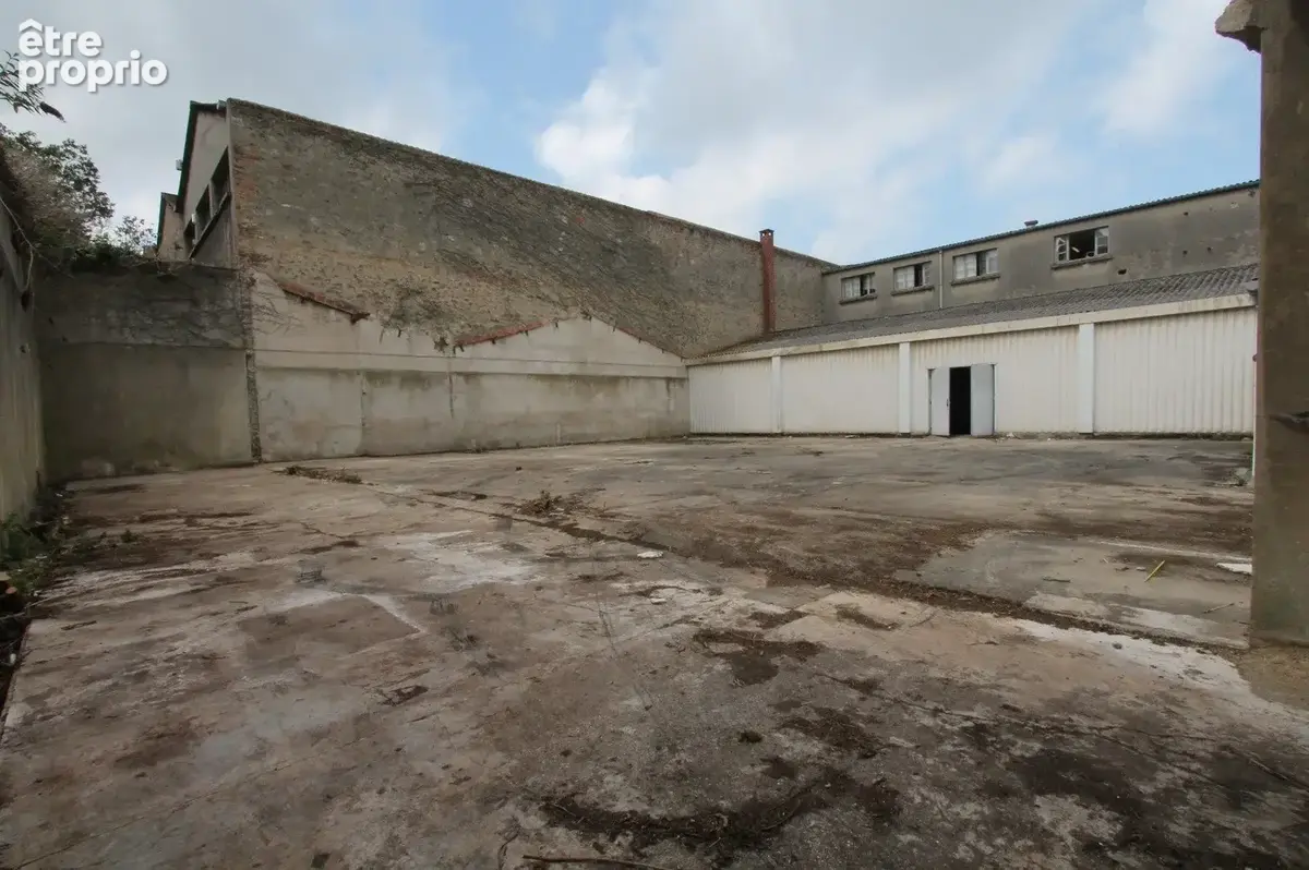 local commercial de 550 m2 avec 500 m2 de cour BOULOGNE SUR MER - photo 15
