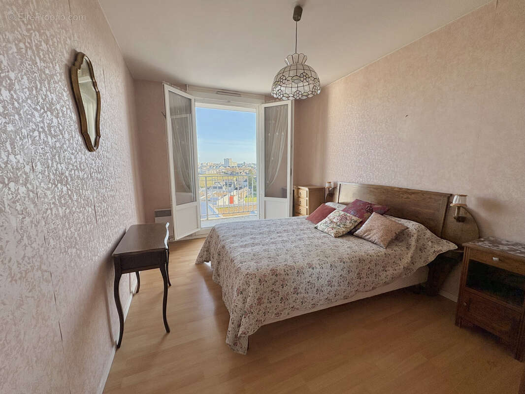 Appartement à LA RICHE