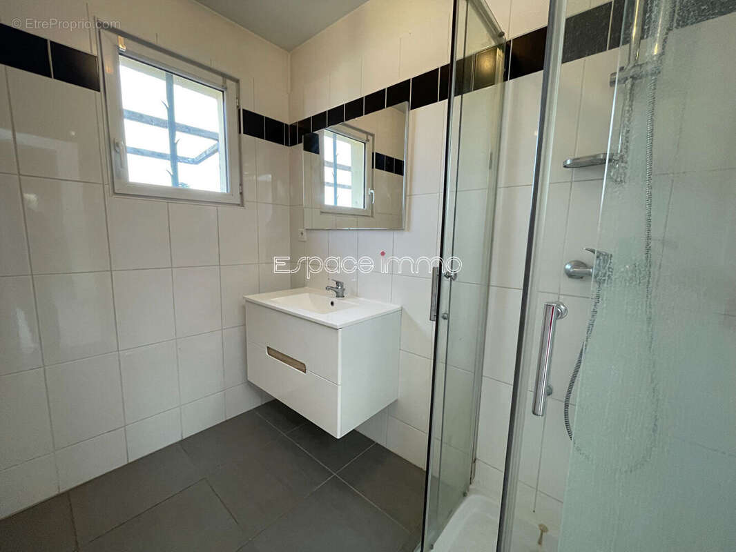 Maison à LE PETIT-QUEVILLY