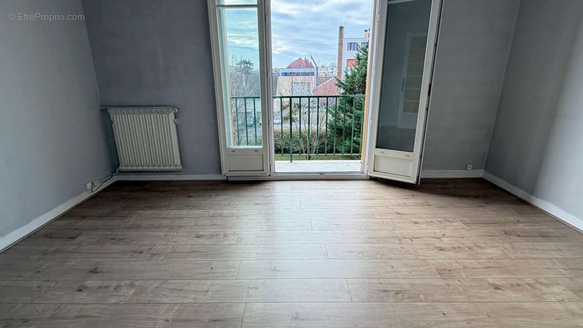Exclusivité - f3, cave et parking - photo 4