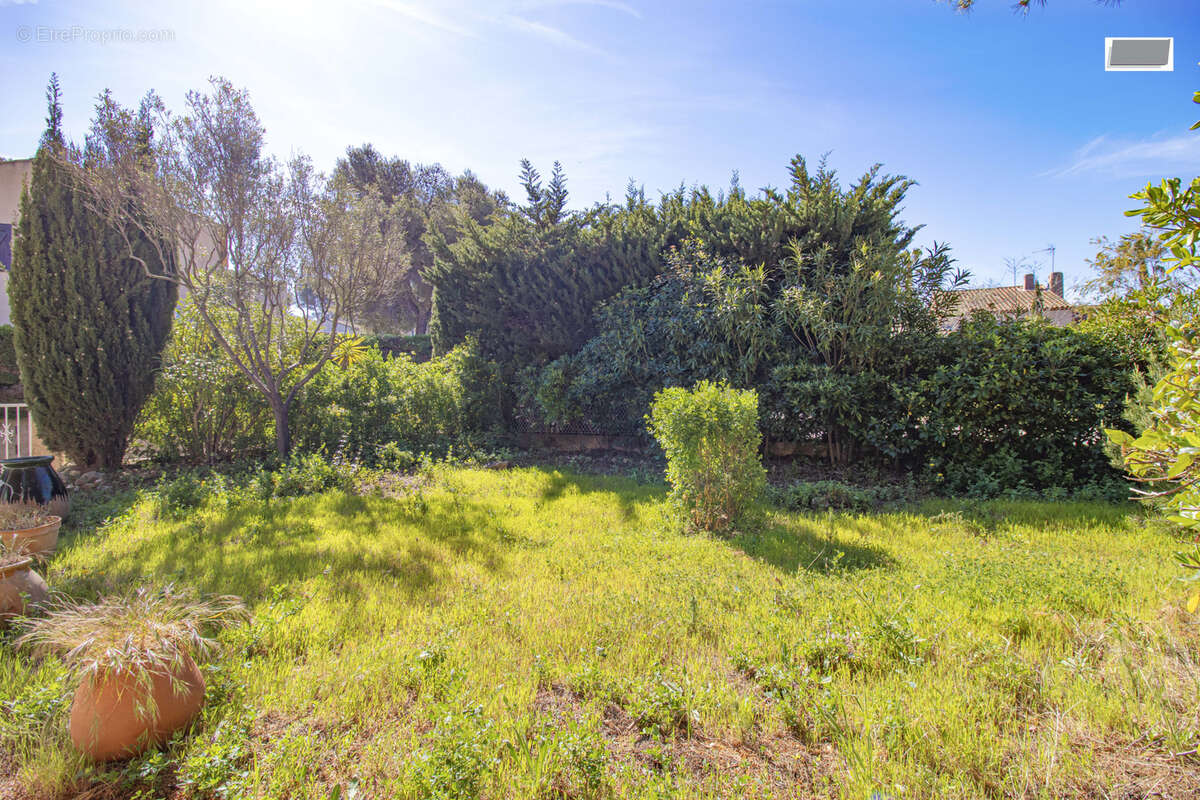 Maison à SIX-FOURS-LES-PLAGES