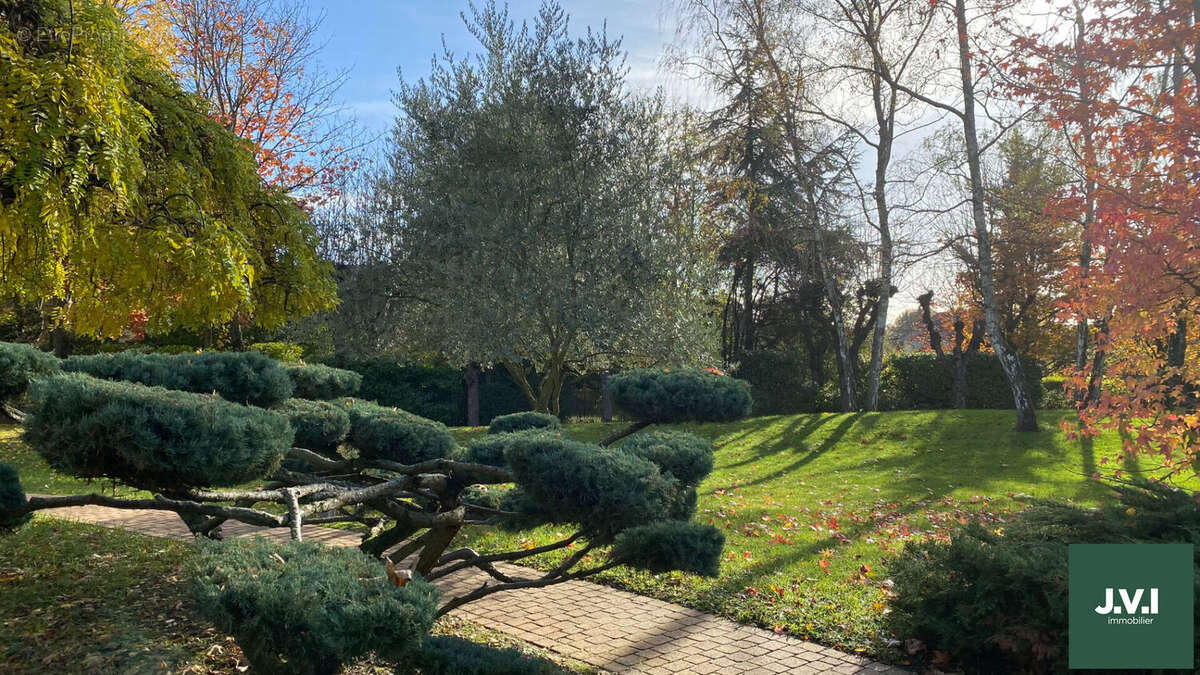 Appartement à ENGHIEN-LES-BAINS