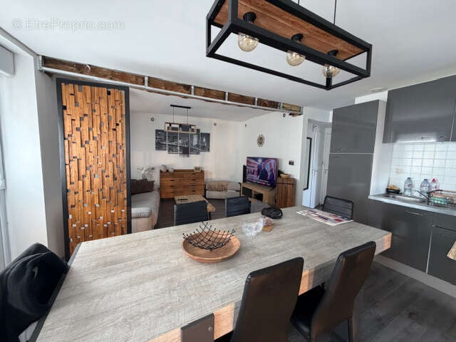 Appartement + studio + magasin - photo 16