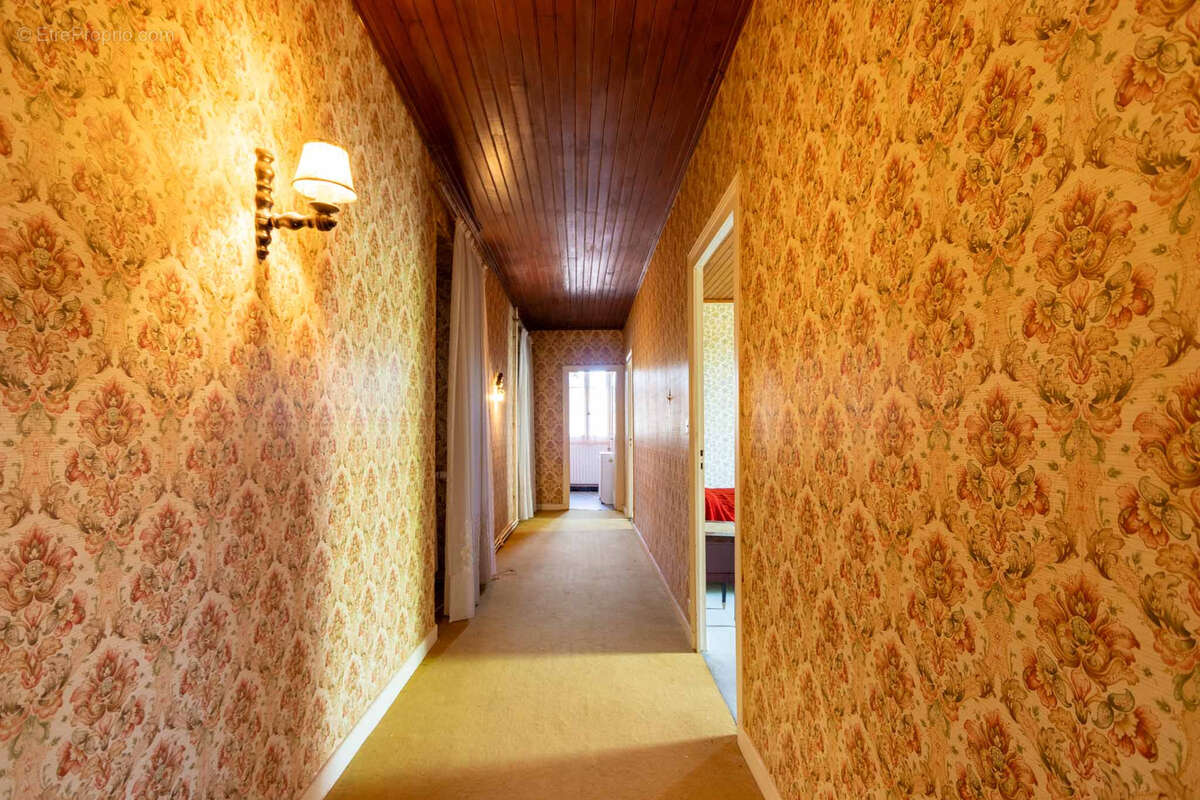 Maison à SAINT-MARTIAL-DE-NABIRAT