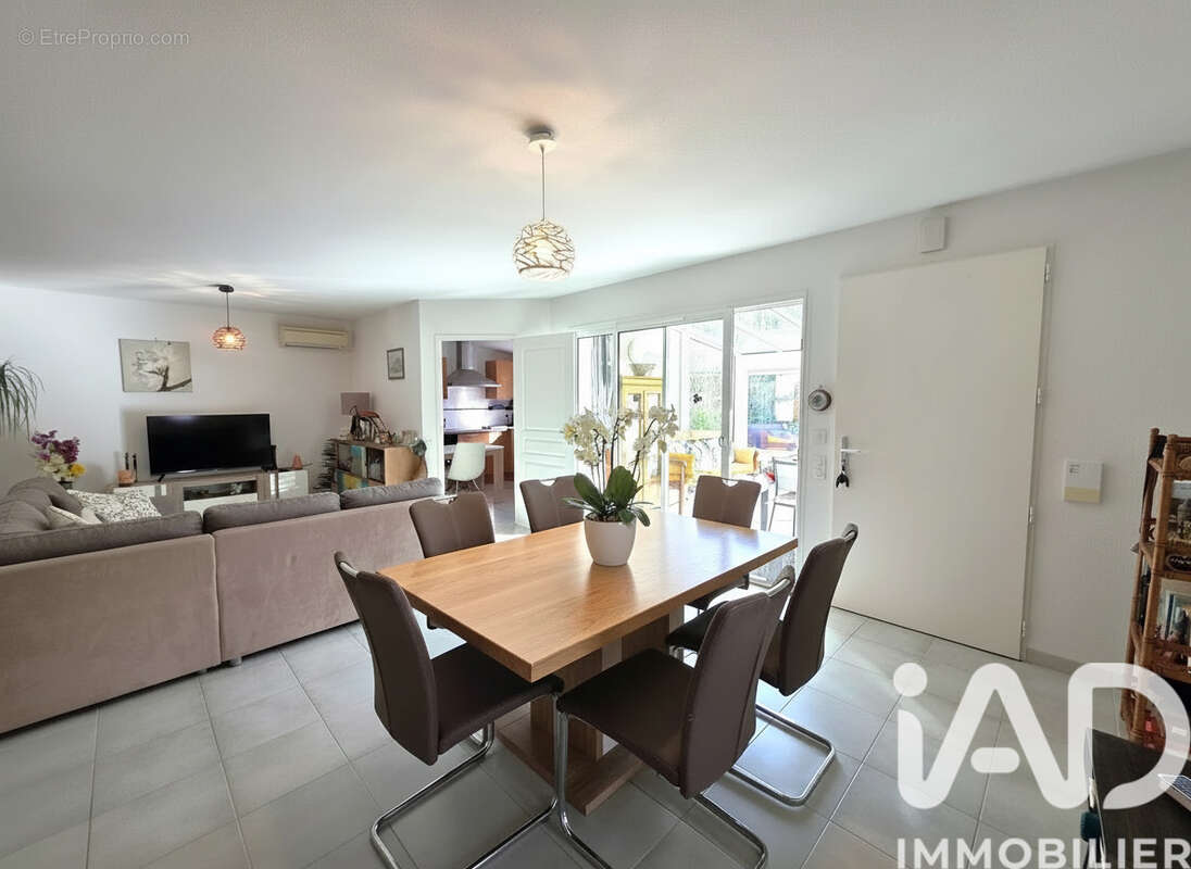 Photo 2 - Maison à SAINT-LAURENT-DE-LA-PREE