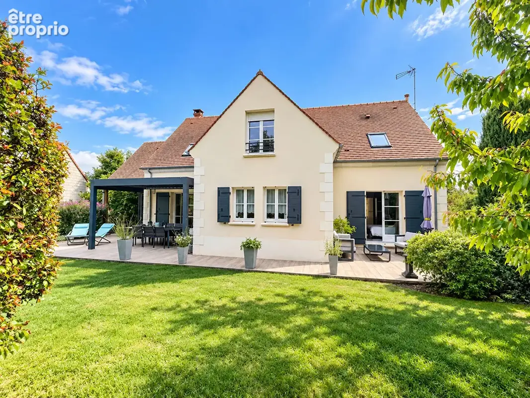 Maison récente 7 pièces à vendre à 15 min CHARS 169 m² sur terrain de 1200 m² - photo 1