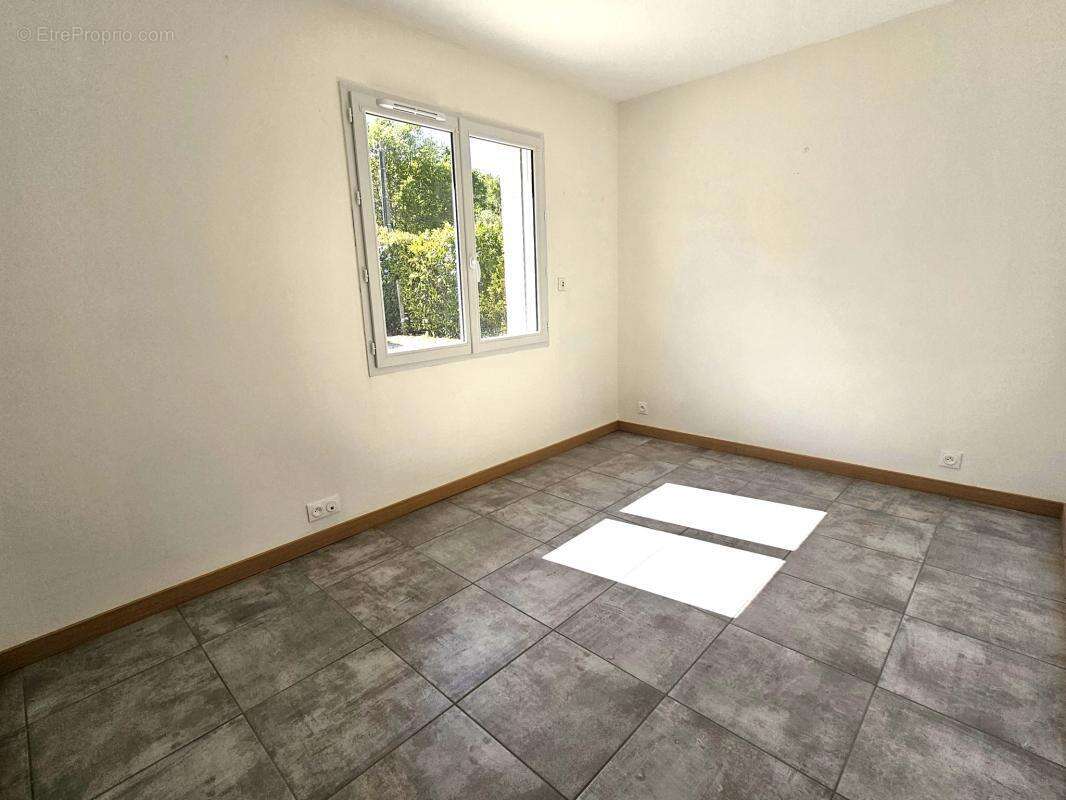 Maison à TREILLIERES