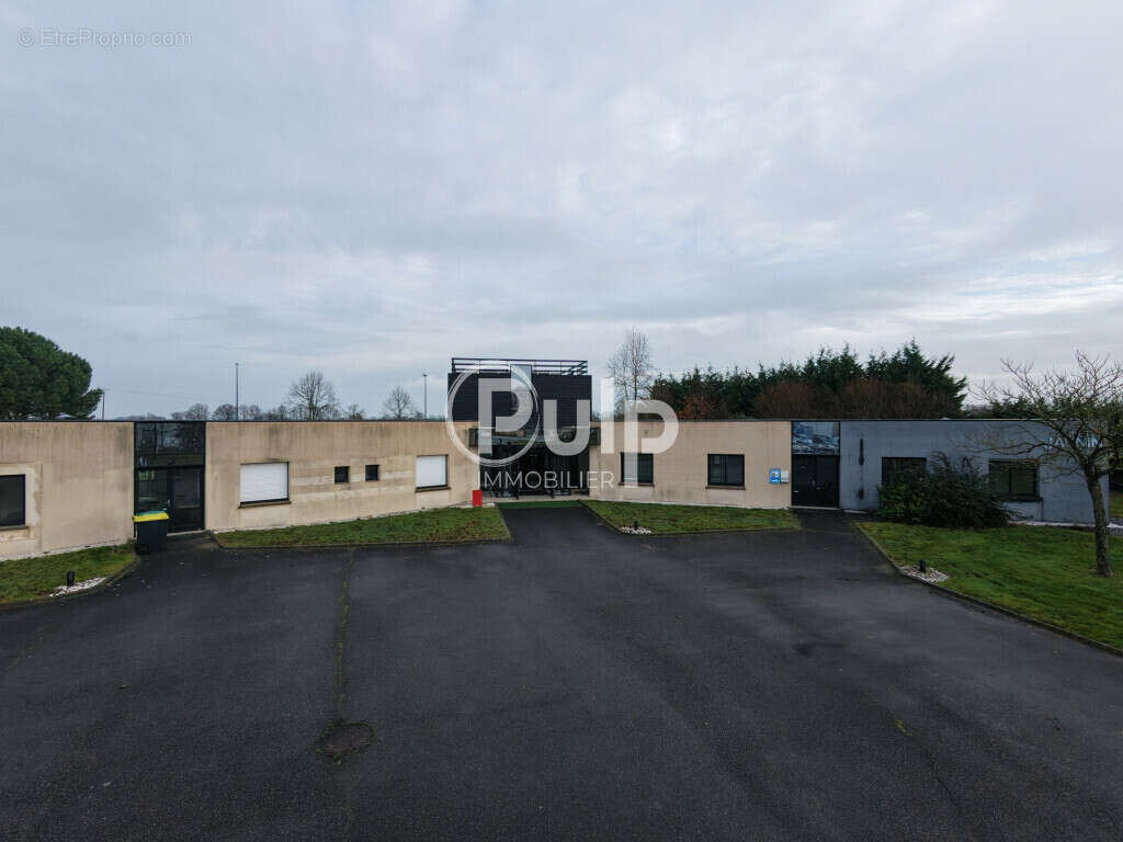 Commerce à VIEILLEVIGNE