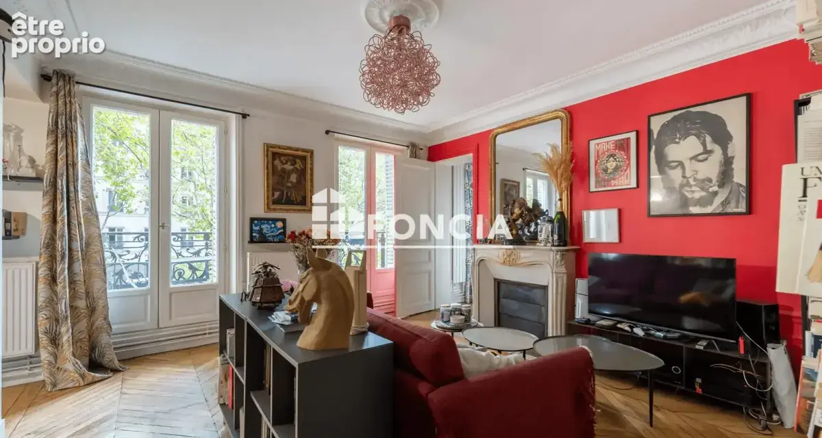 Appartement à PARIS-18E
