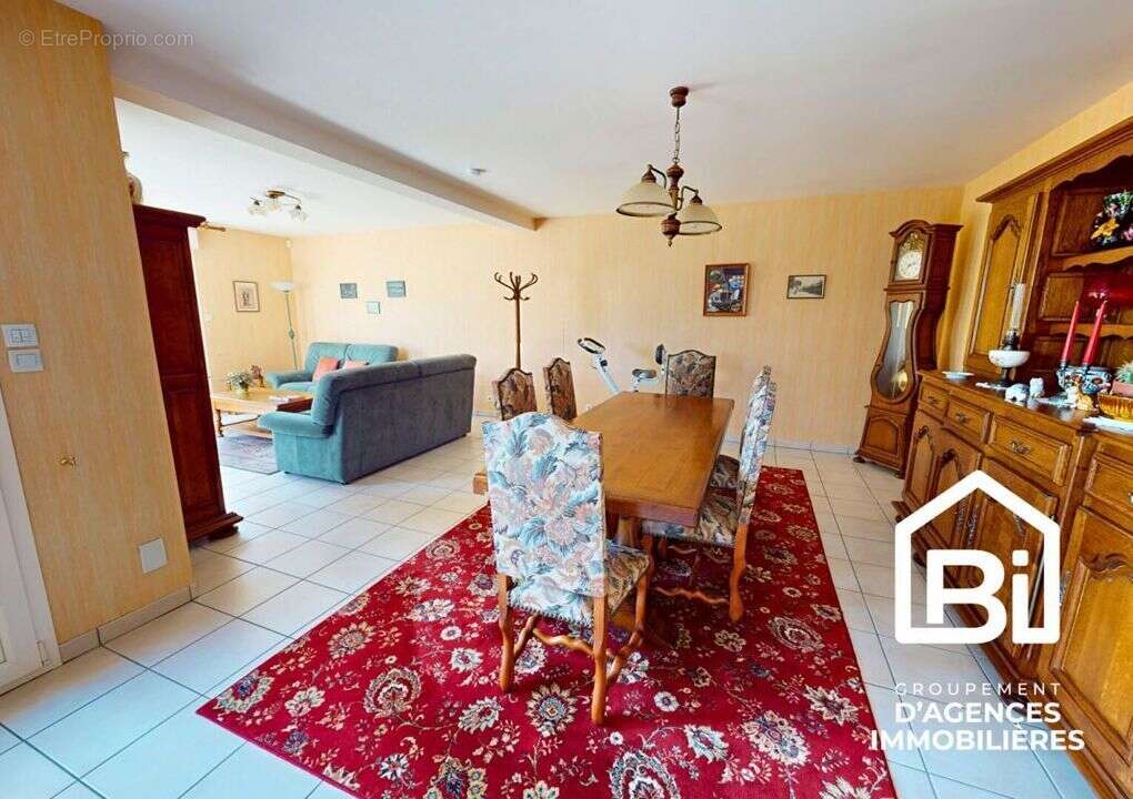 Maison à OUISTREHAM