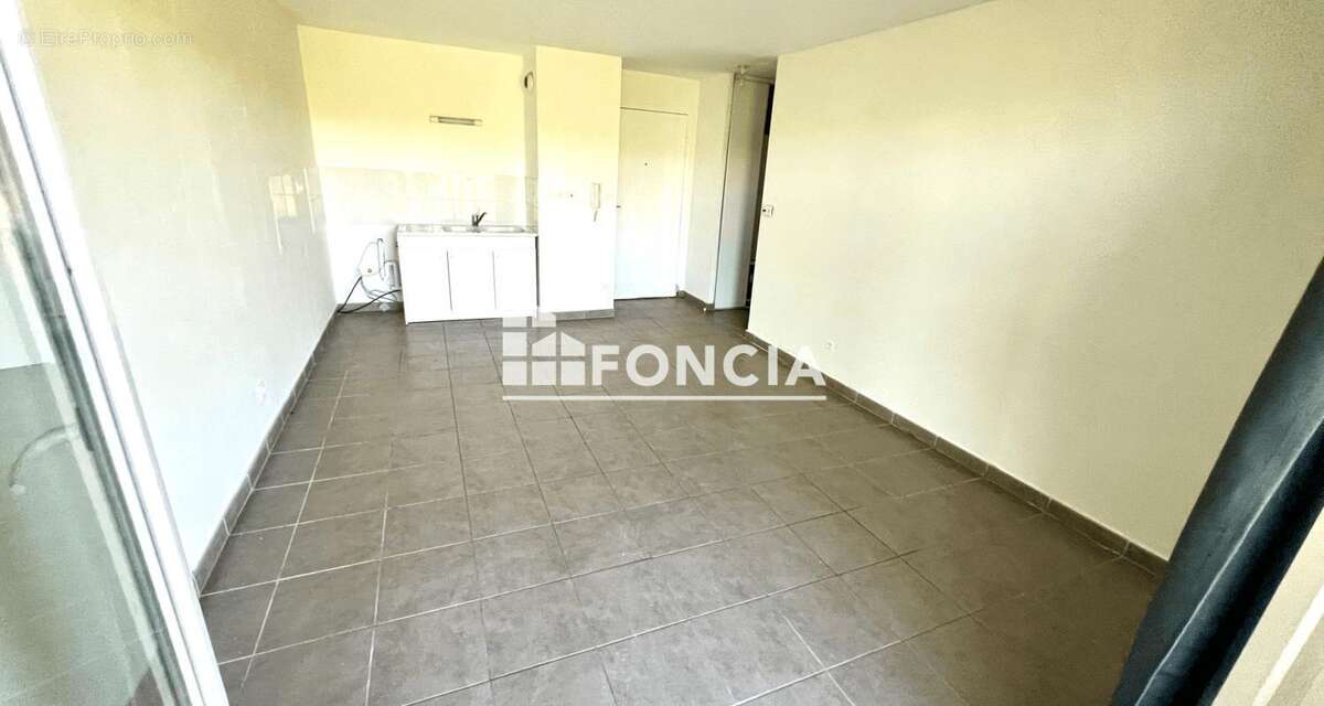 Exclusivite t2 avec grande terrasse couverte et parking - photo 4