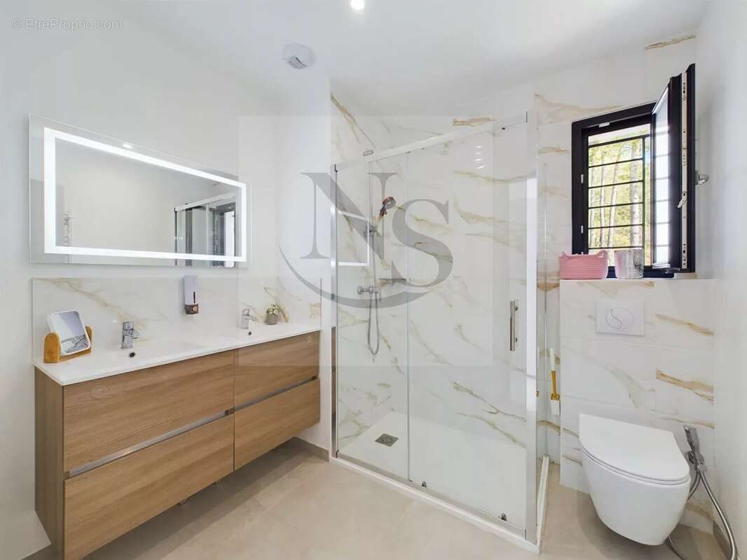 Maison à AIX-EN-PROVENCE