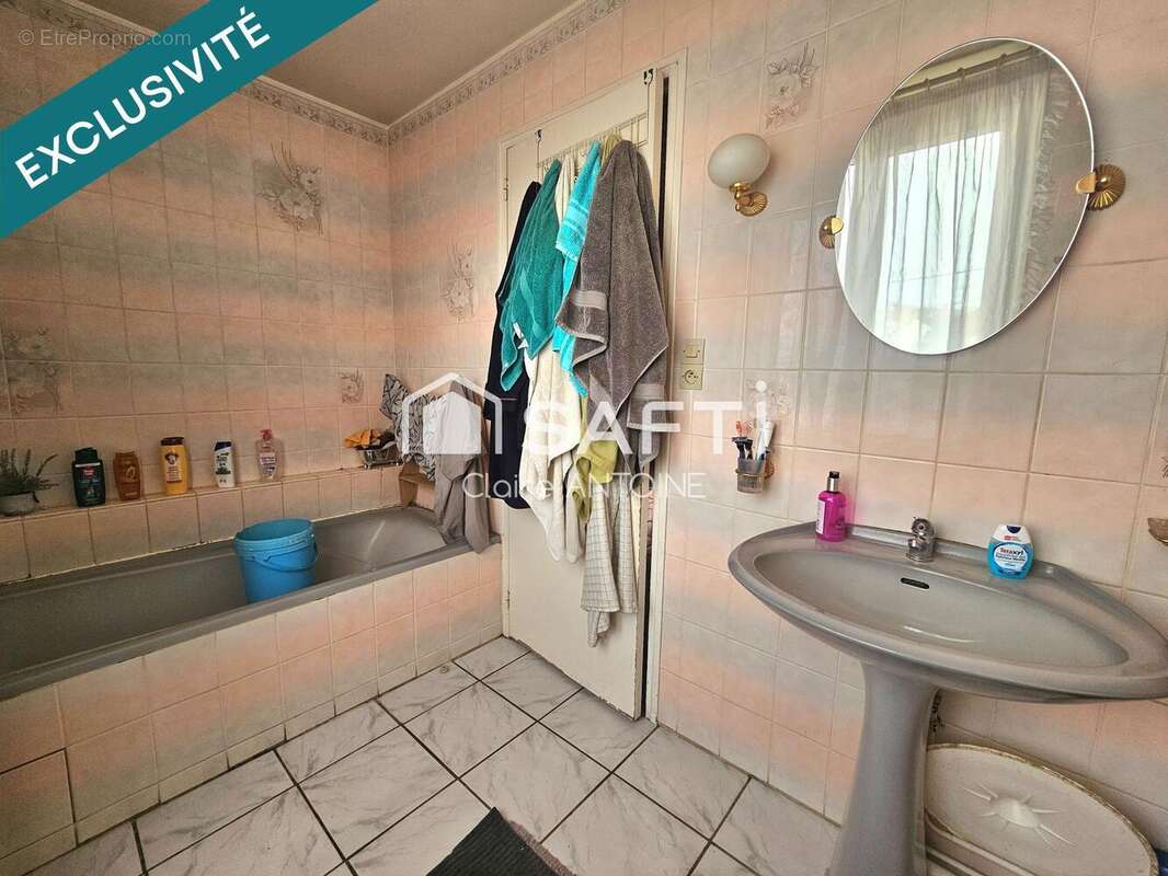 Photo 9 - Maison à MONTEREAU-FAULT-YONNE