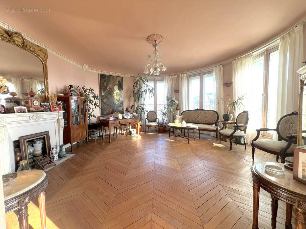 Appartement à ASNIERES-SUR-SEINE