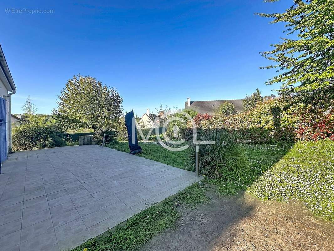 Maison à VILLECRESNES