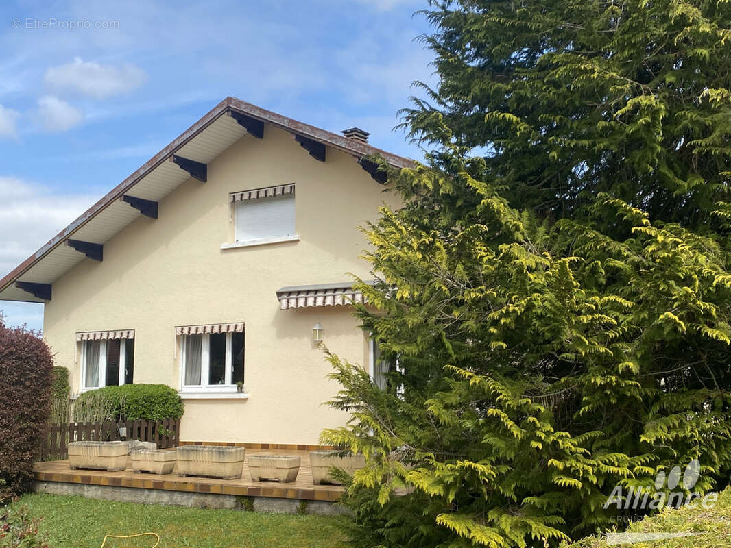 Maison à BELVERNE