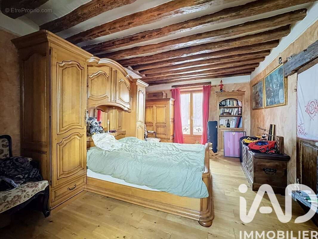 Photo 9 - Maison à BUSSY-SAINT-GEORGES