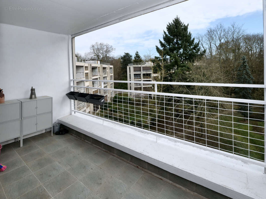 Appartement à VAUX-LE-PENIL