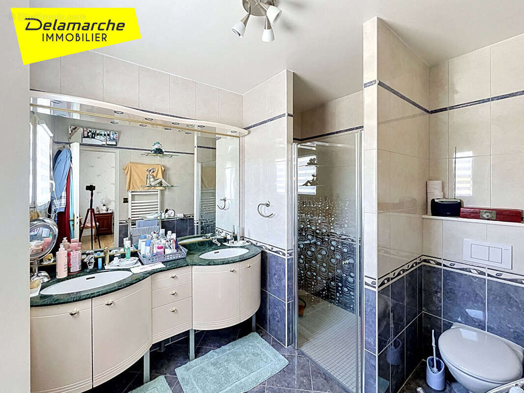 15 min Granville (50400) Propriété 10 pièces  sur un terrain de 2000m² à vendre - photo 6