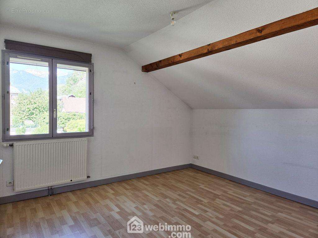 de 12 à 14m².