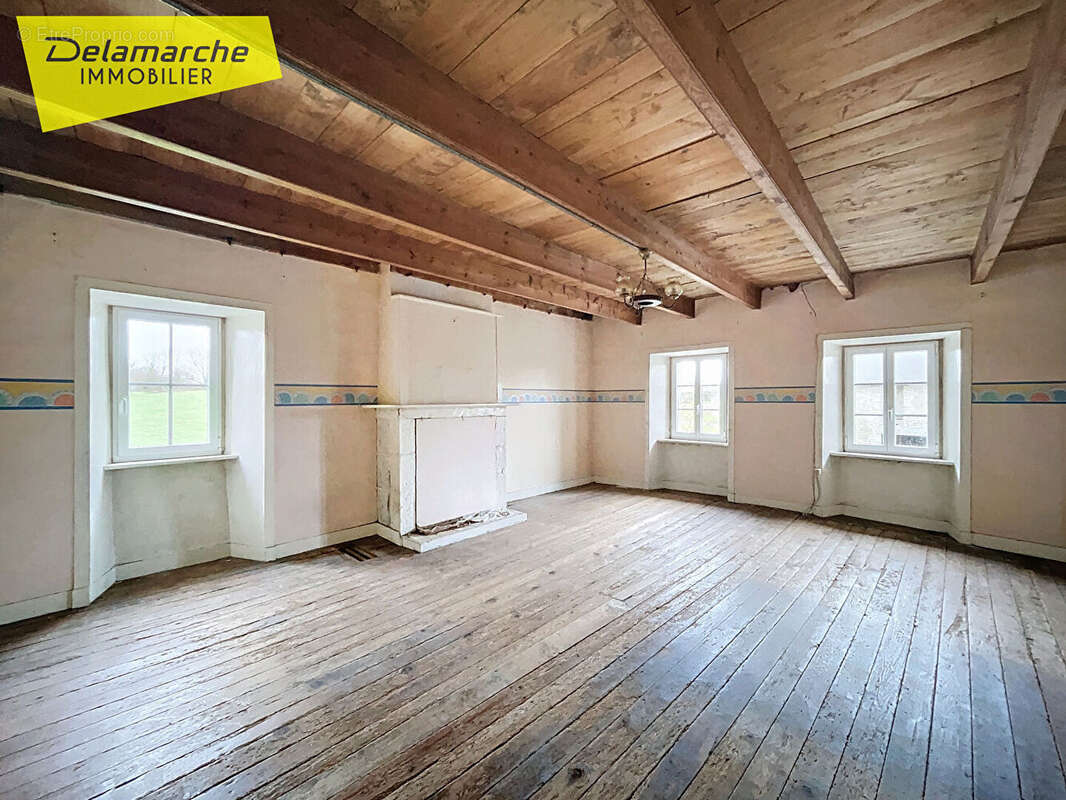 Maison à LINGREVILLE