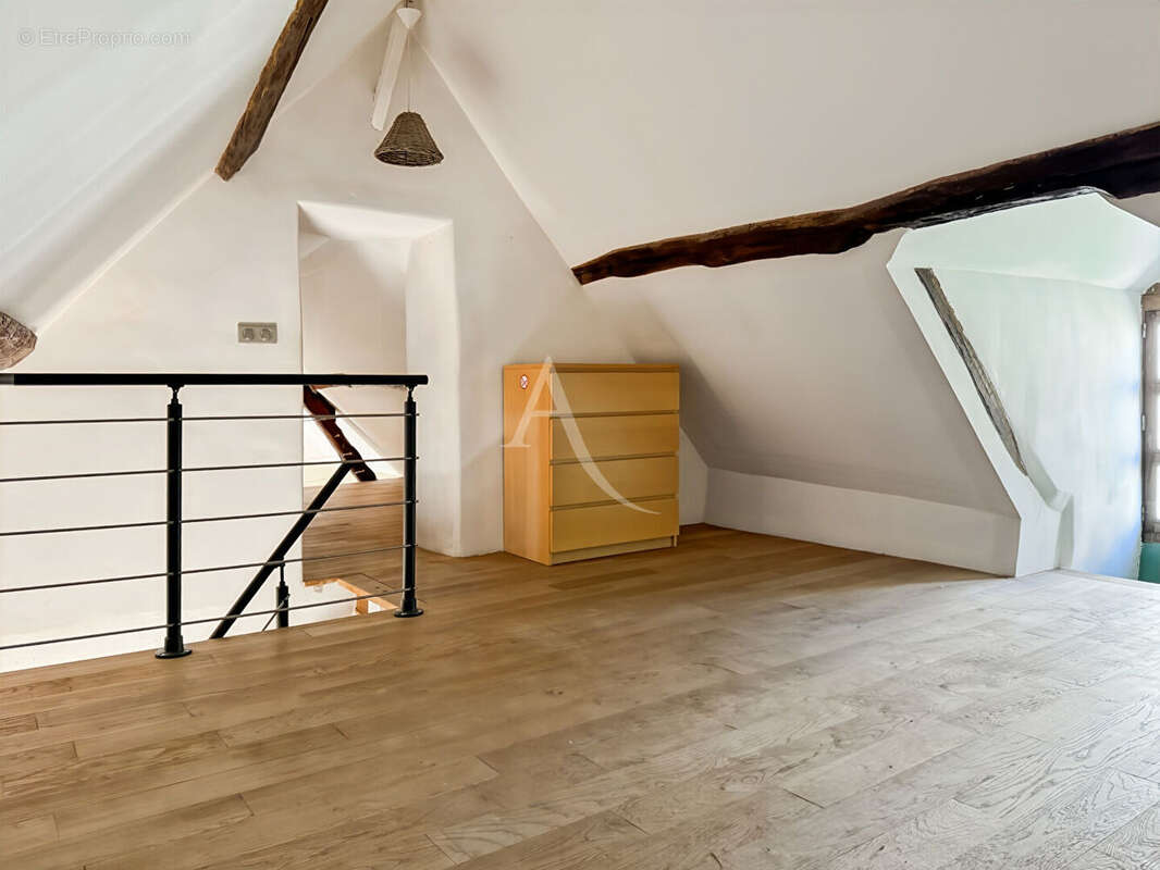 Maison à CHALO-SAINT-MARS