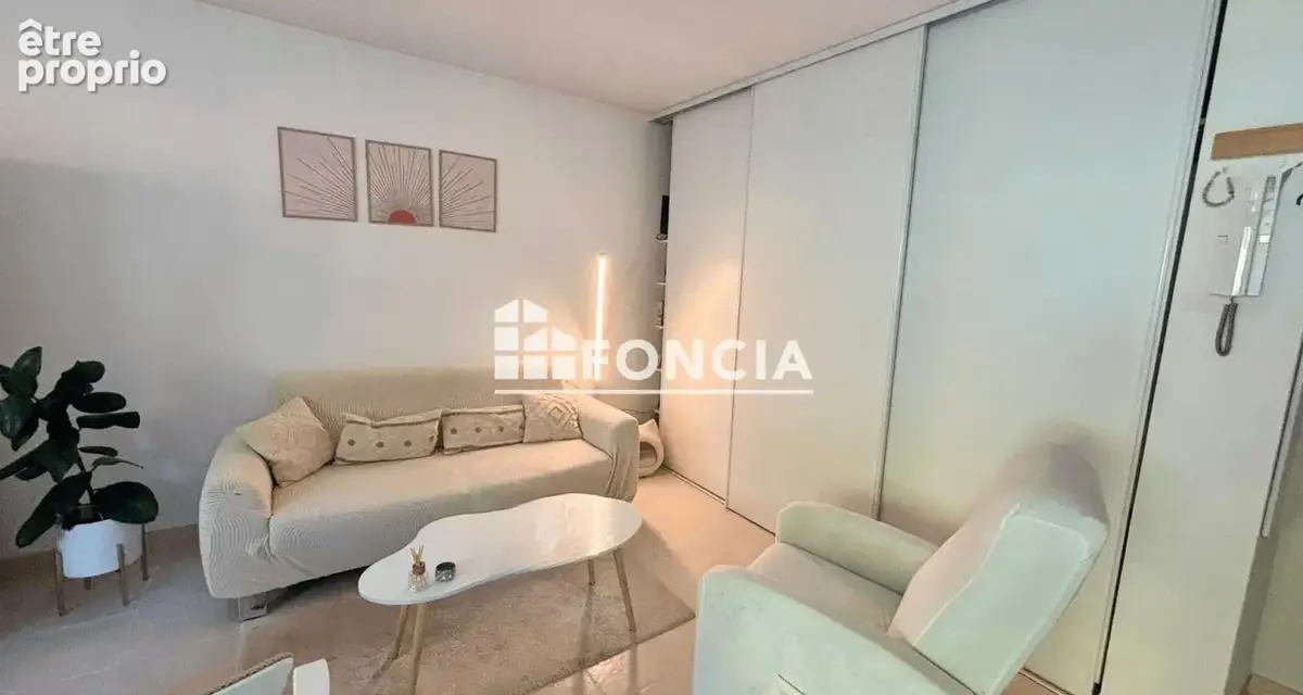 Hauteurs St Laurent du Var - Appartement 2 pièces 43.74m2 - parking - piscine -loué - photo 4