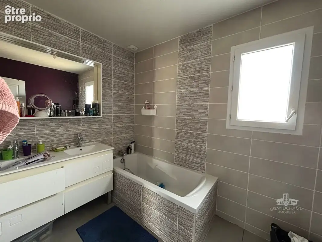 Maison TREILLIERES - Proximité bourg - photo 3