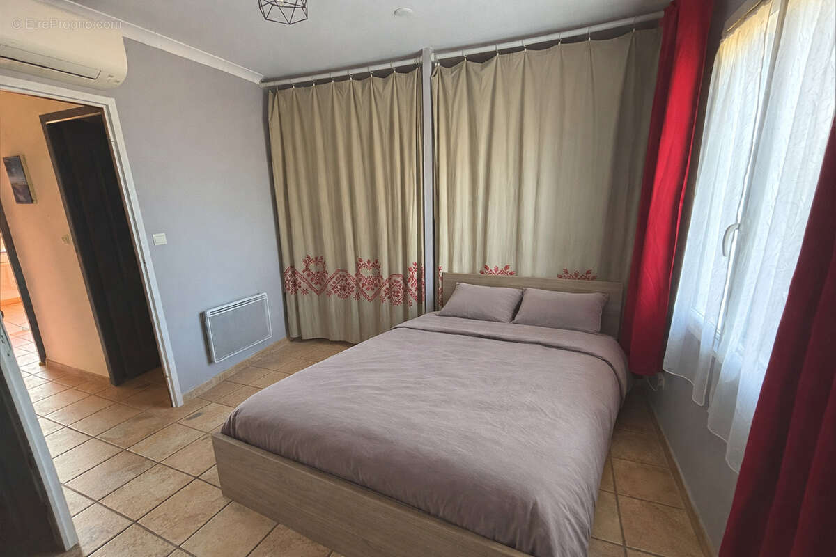 Maison à MALATAVERNE