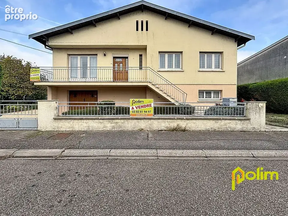 pavillon indépendant F6 sur sous sol à rafraichir - photo 1