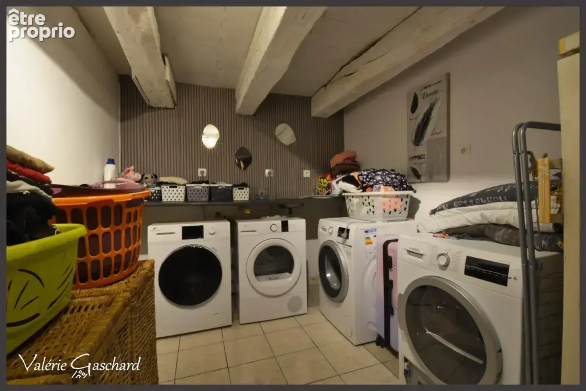 Maison en pierre de caractère (235 m²) – Dépendances, Jardin & Piscine à  SAINT ANTOINE DE BREUILH (24) - photo 35