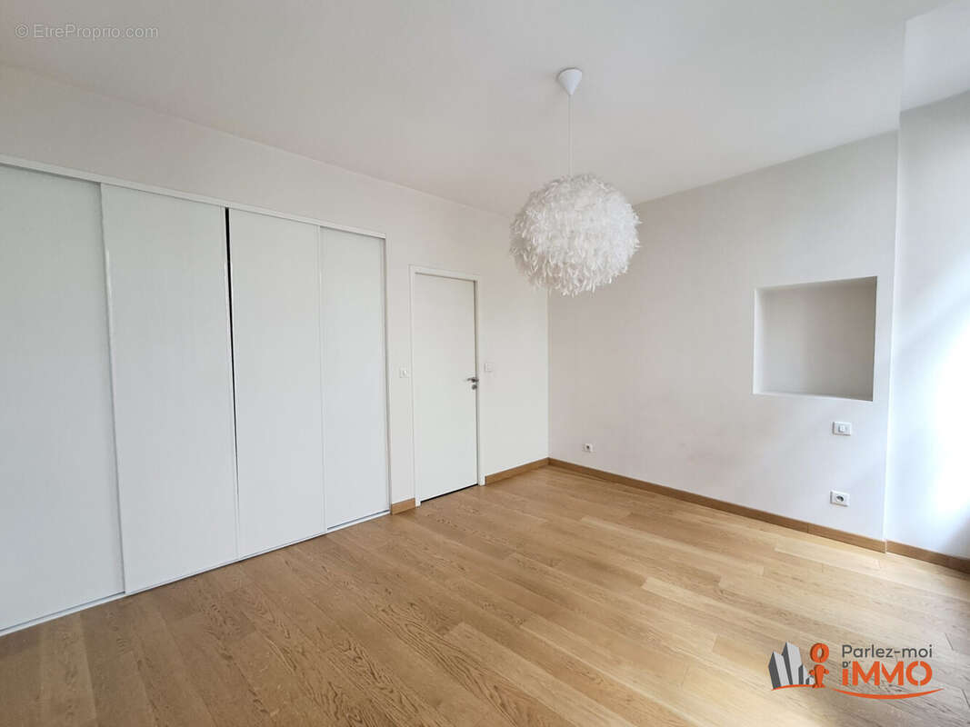 Appartement à SAINT-ETIENNE