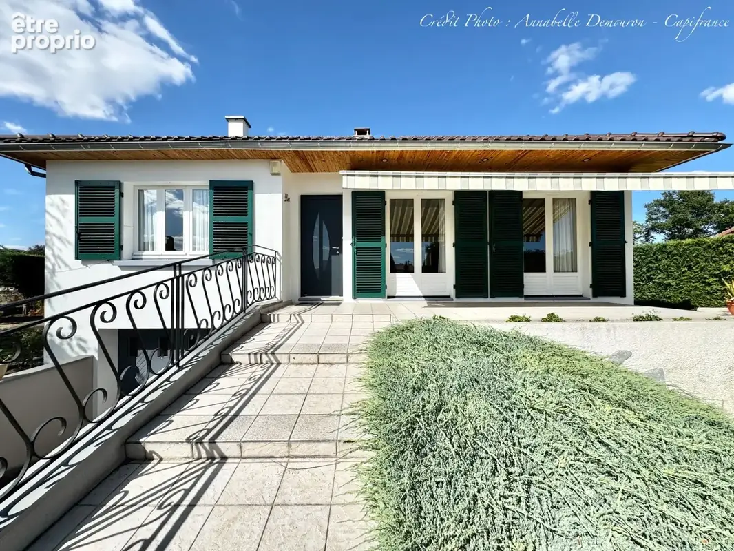 MOZAC – Maison de plain-pied 3 chambres/bureau – PISCINE – TERRAIN divisible de 2324 M² – Garages - photo 28