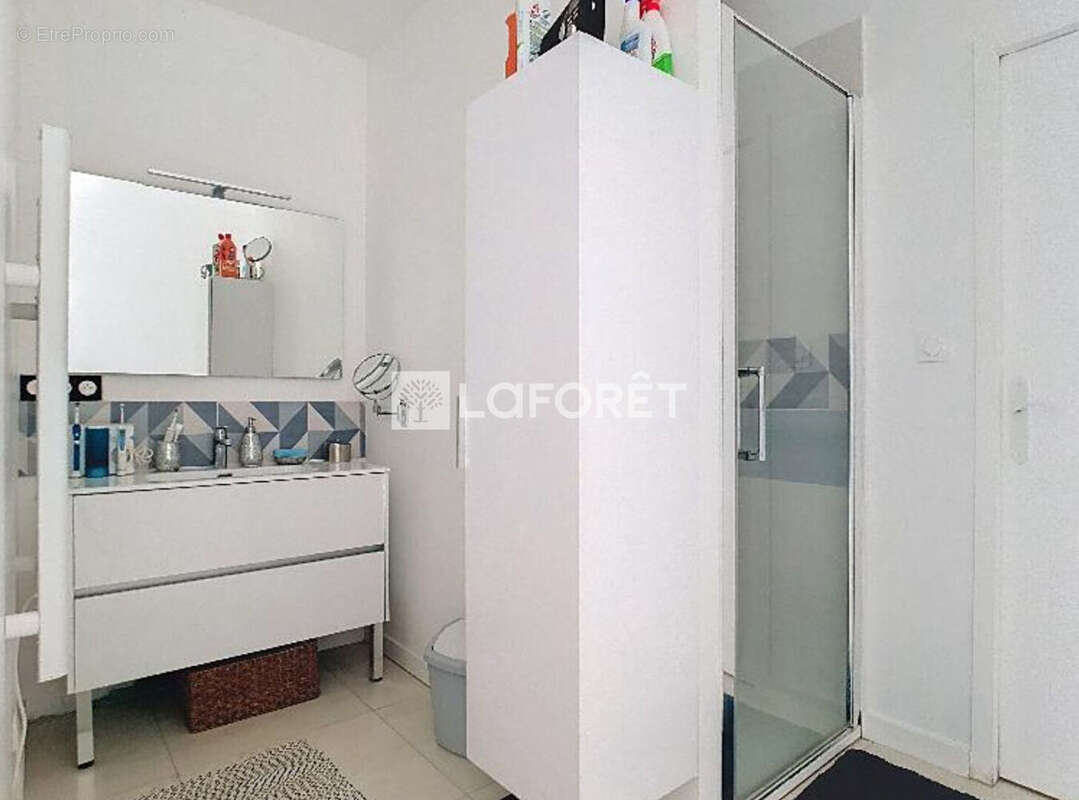 BAULON - Coup de coeur pour ce loft lumineux de plain-pied 123 m² avec terrasse plein sud - photo 8