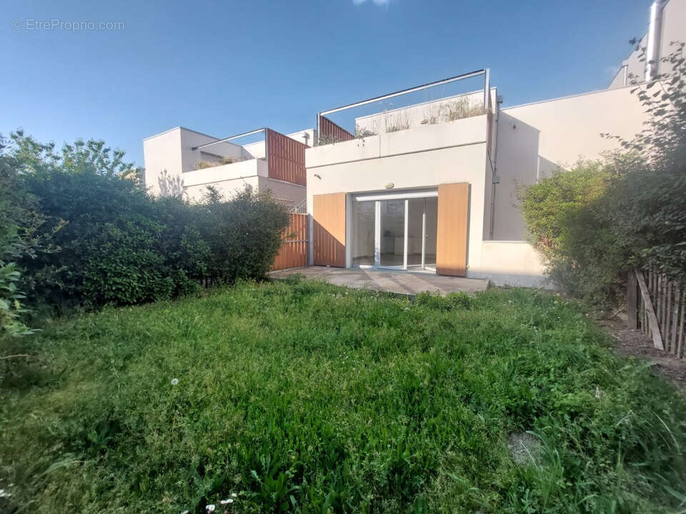 Appartement T3 de 60 M2 avec une terrasse et un jardin - photo 4