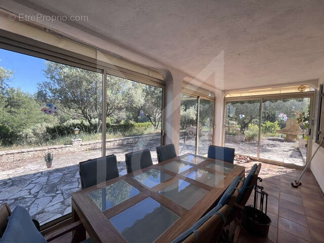 Maison à PEYROLLES-EN-PROVENCE