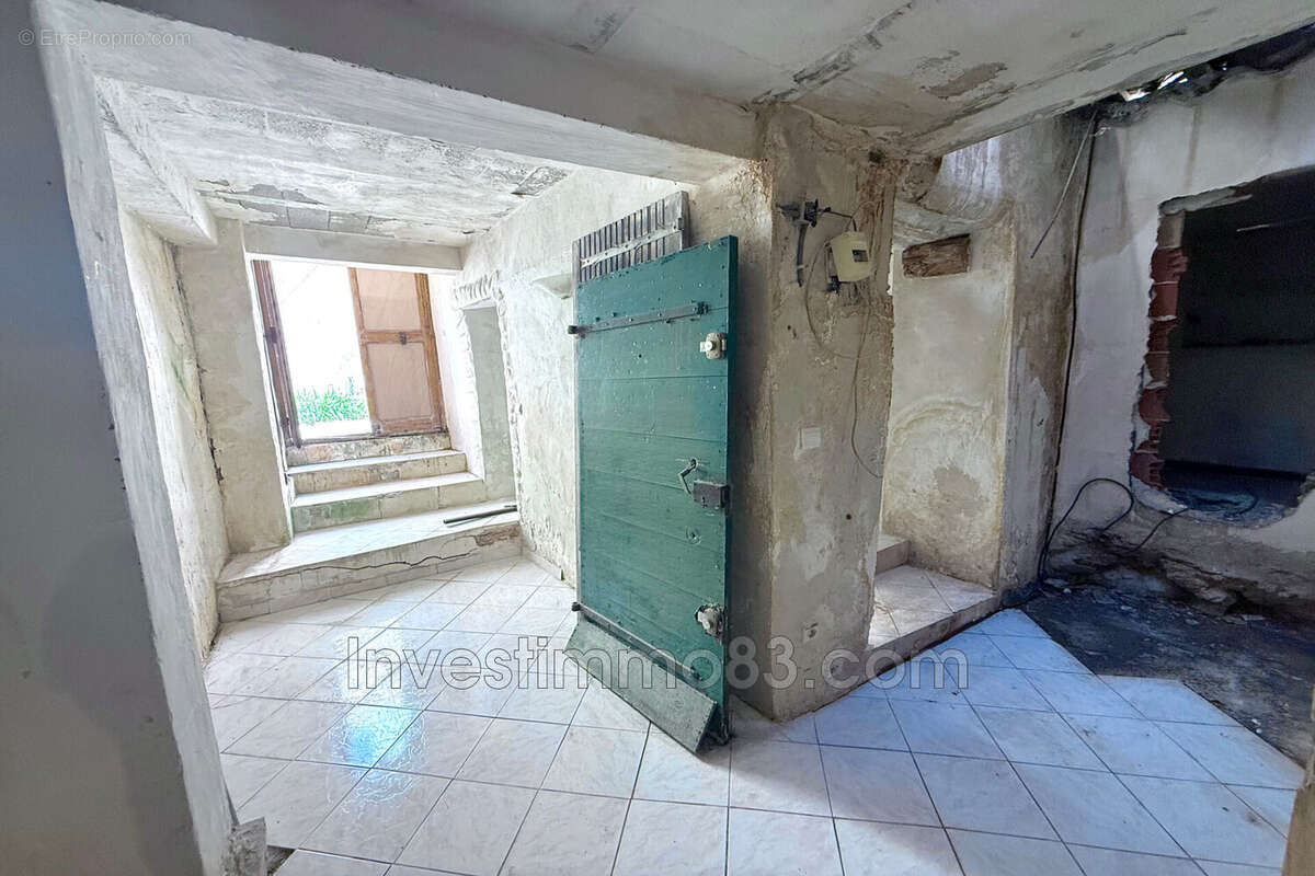 Maison 91 m² à Peypin  - photo 9