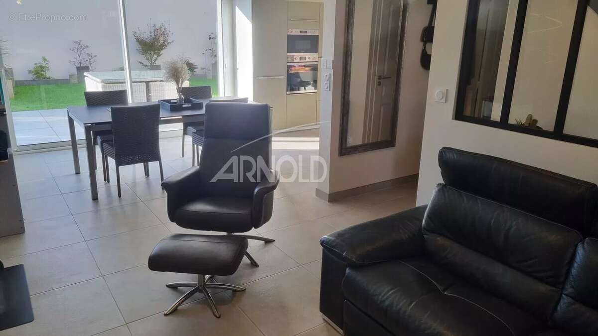 Maison à GRANDCHAMPS-DES-FONTAINES