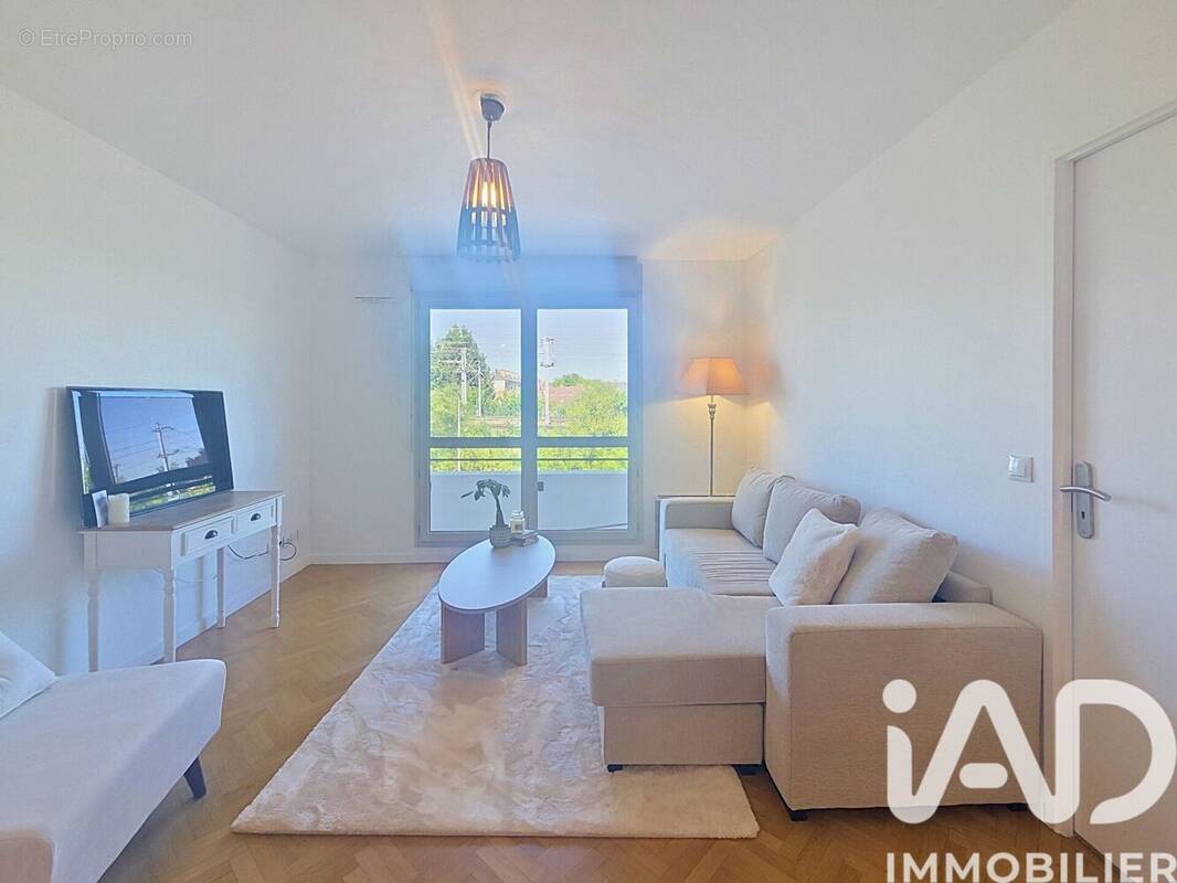 Photo 1 - Appartement à SAINT-OUEN-L'AUMONE