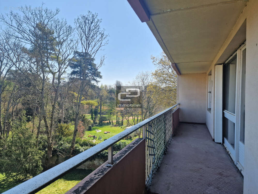 Appartement à COUZON-AU-MONT-D'OR