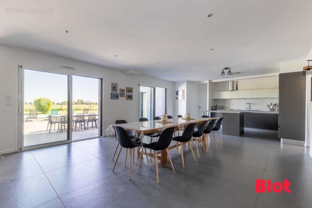 Maison à MONTAUBAN-DE-BRETAGNE